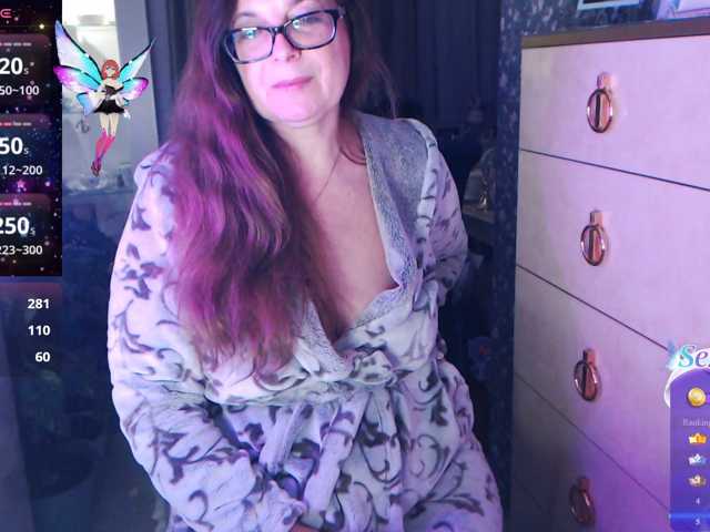 HelenBerg live cam on BongaCams
