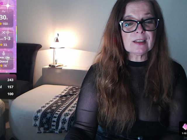 HelenBerg's BongaCams show and profile