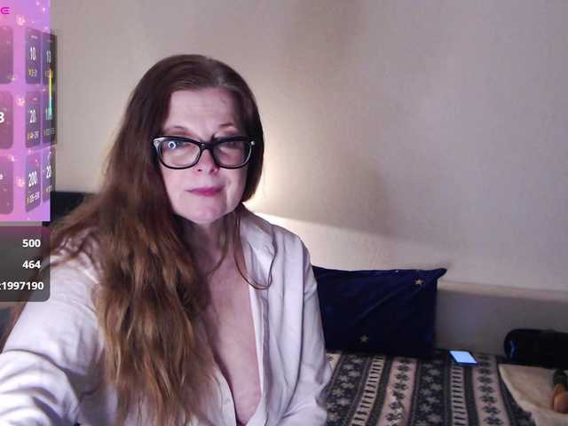 HelenBerg's BongaCams show and profile