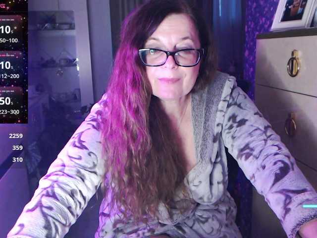 HelenBerg — live female cam