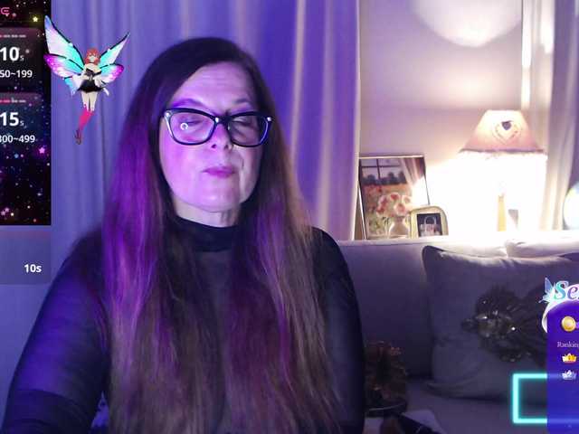 HelenBerg live cam on BongaCams