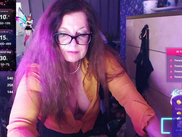 HelenBerg live cam on BongaCams
