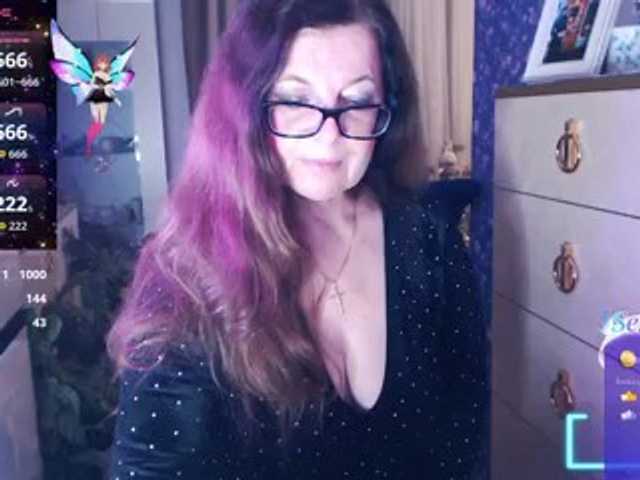 HelenBerg live cam on BongaCams