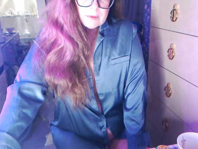 HelenBerg live cam on BongaCams