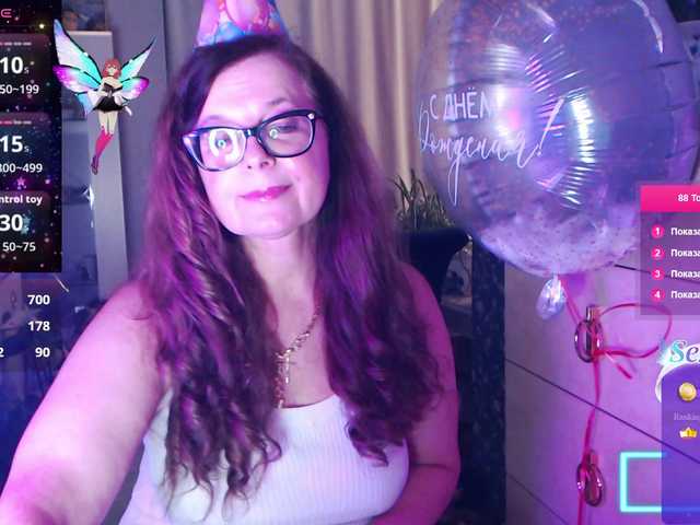 HelenBerg live cam on BongaCams
