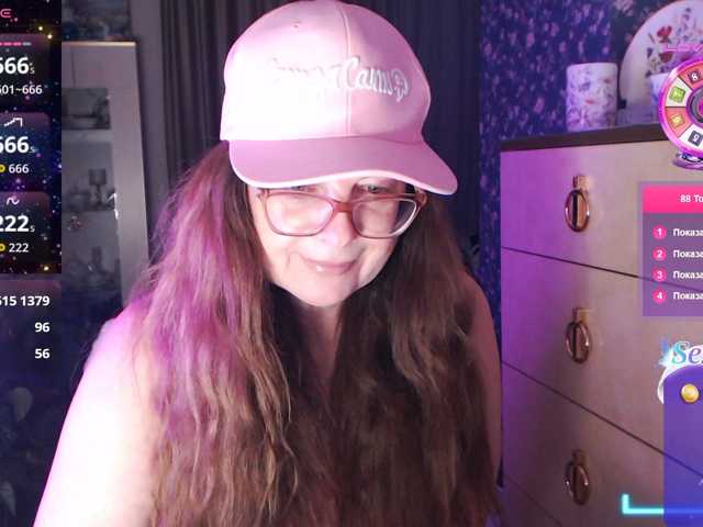 HelenBerg live cam preview