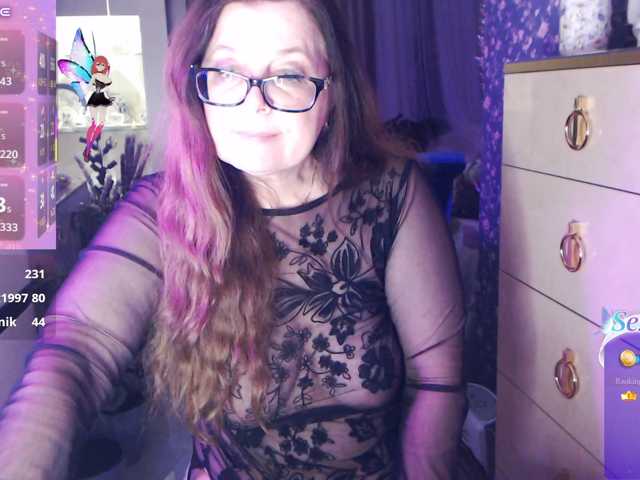 HelenBerg live cam on BongaCams
