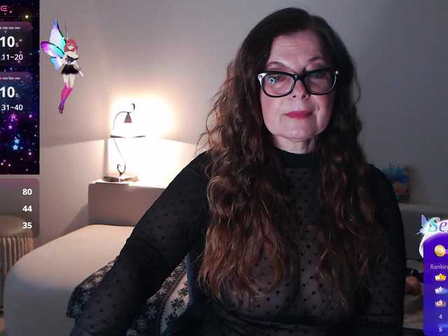 HelenBerg's BongaCams show and profile