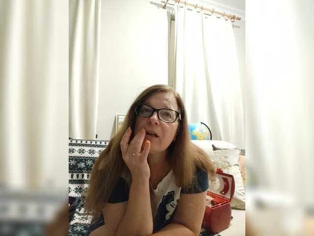 HelenBerg live cam on BongaCams