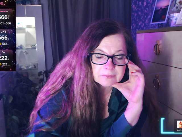 HelenBerg live cam on BongaCams