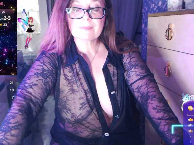 HelenBerg, en directo ahora en BongaCams