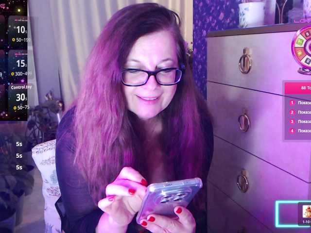 HelenBerg live cam on BongaCams