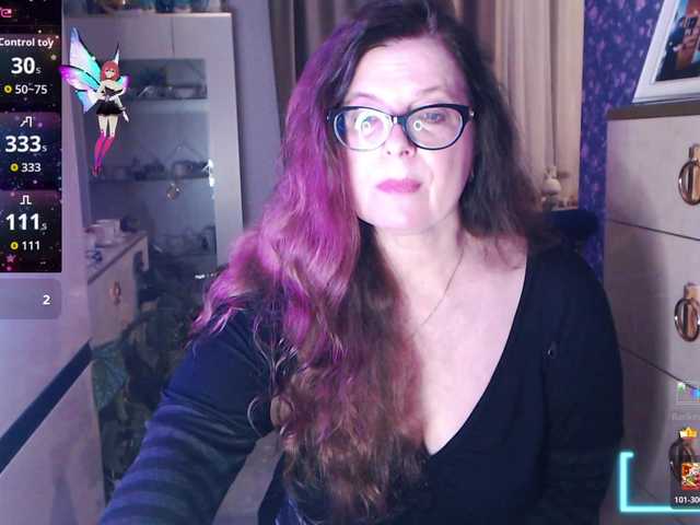 HelenBerg live cam preview