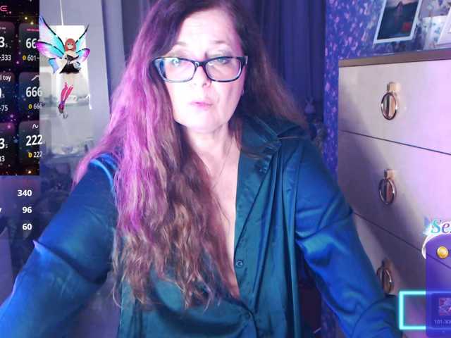 HelenBerg live cam on BongaCams