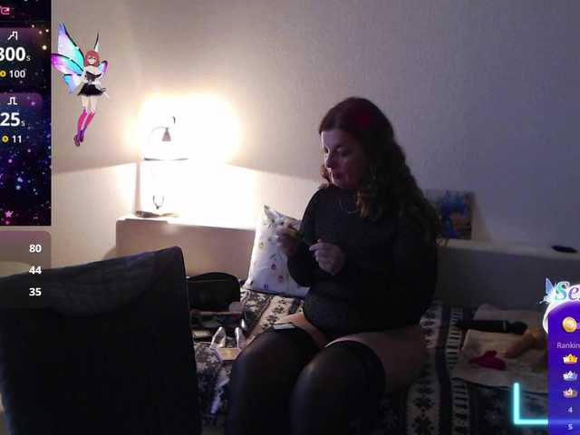 HelenBerg's BongaCams show and profile