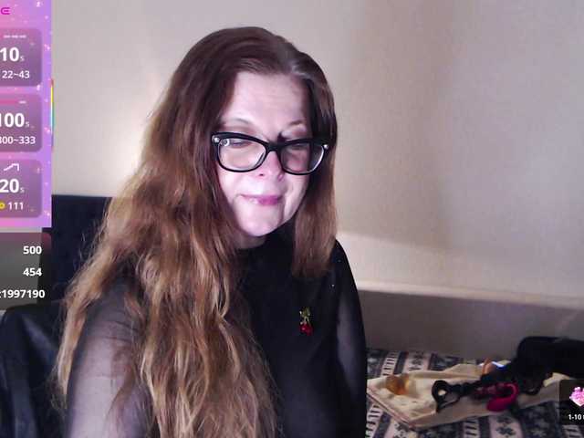 HelenBerg's BongaCams show and profile