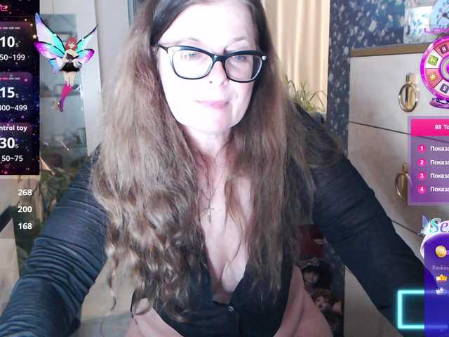 HelenBerg live cam on BongaCams