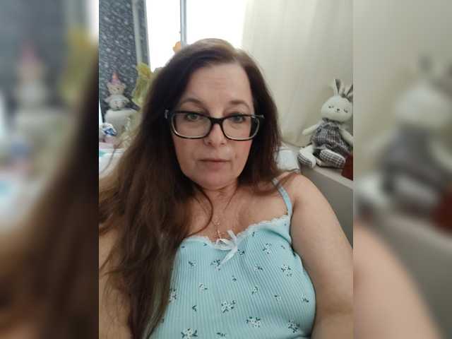 HelenBerg live cam on BongaCams