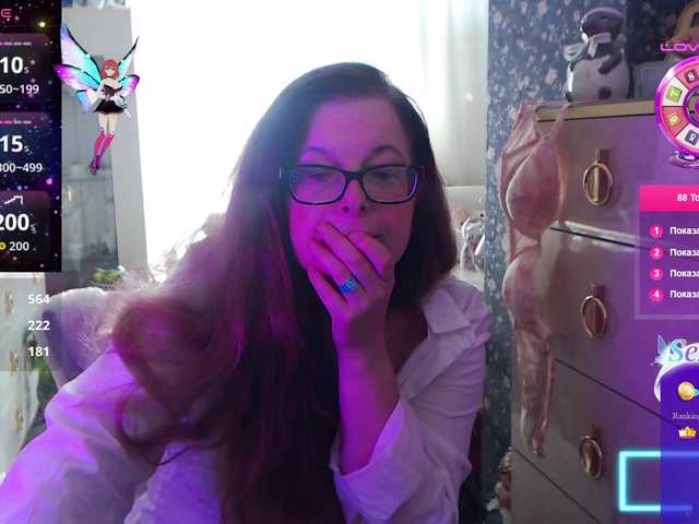HelenBerg live cam on BongaCams