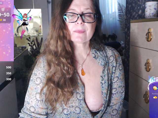 HelenBerg live cam on BongaCams