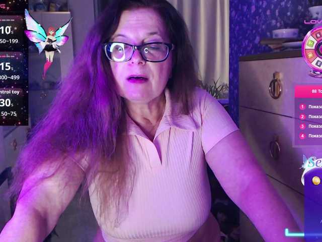 HelenBerg live cam on BongaCams