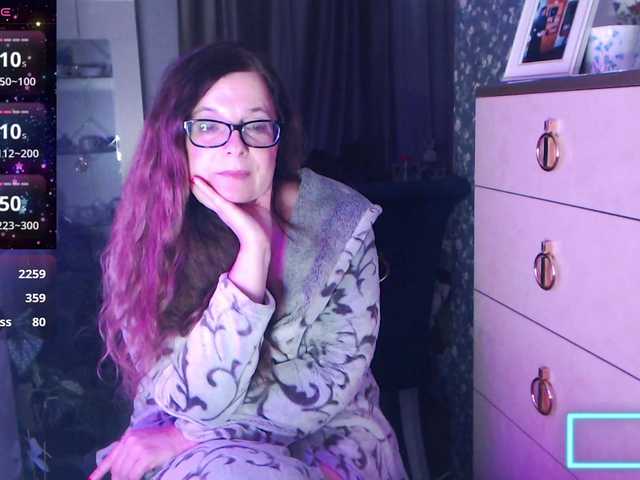 HelenBerg — live female cam