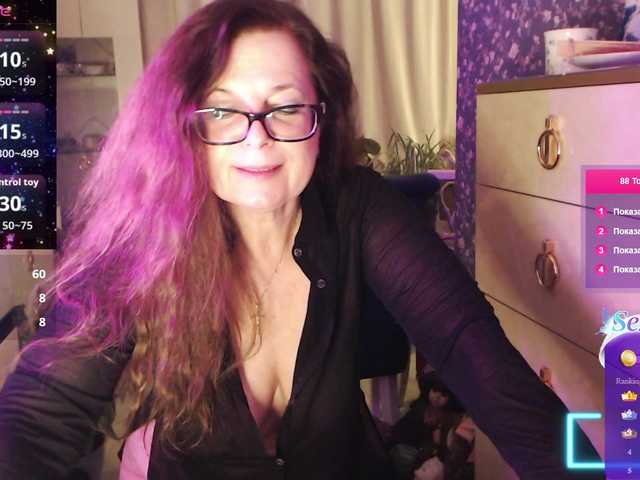 HelenBerg live cam on BongaCams