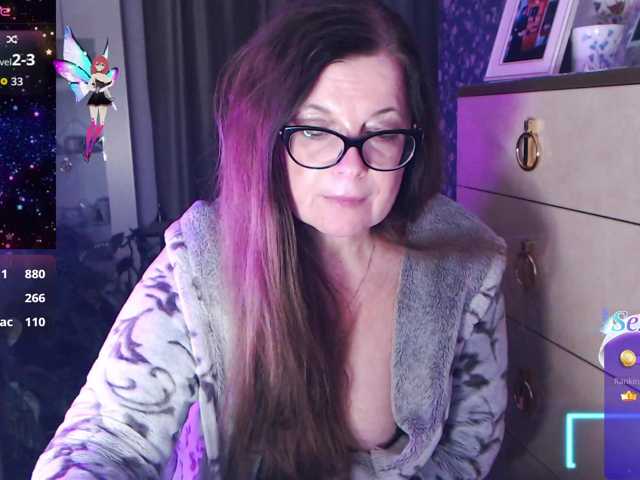 HelenBerg live cam on BongaCams