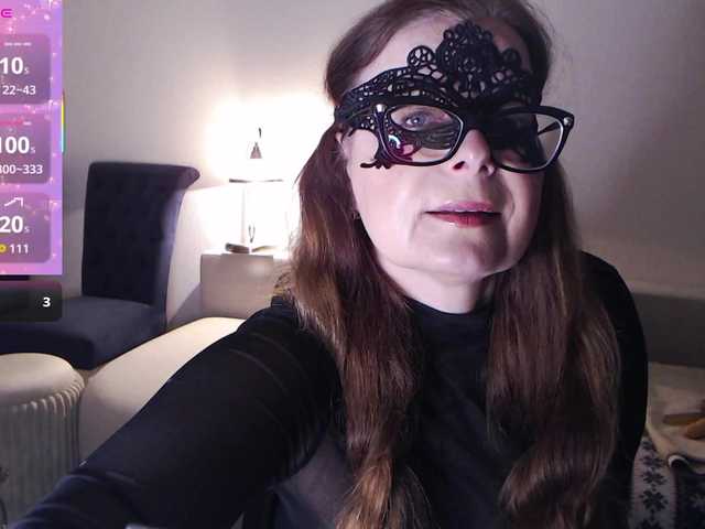 HelenBerg's BongaCams show and profile