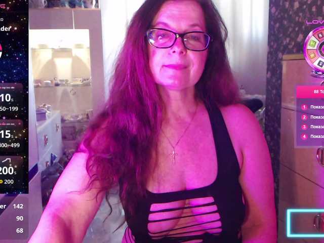 HelenBerg live cam on BongaCams