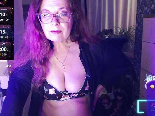HelenBerg live cam on BongaCams
