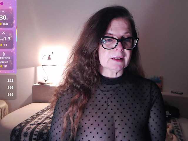 HelenBerg's BongaCams show and profile