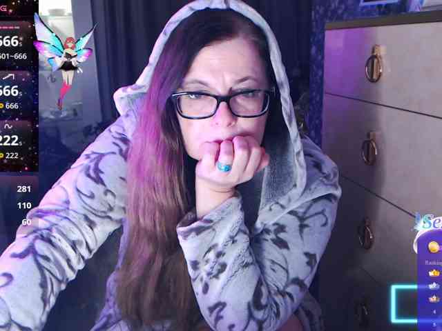 HelenBerg live female cam on bongacams