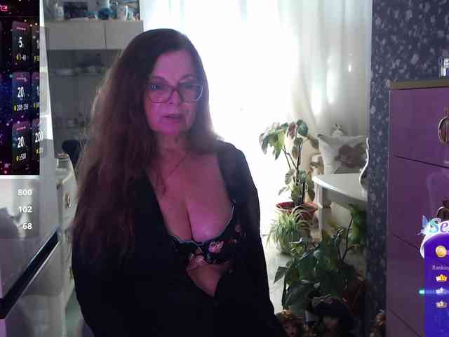 HelenBerg live female cam on bongacams