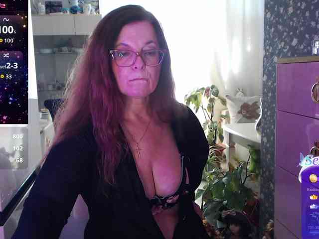 HelenBerg live female cam on bongacams