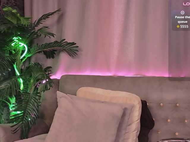 mandyfoxxx live cam on BongaCams