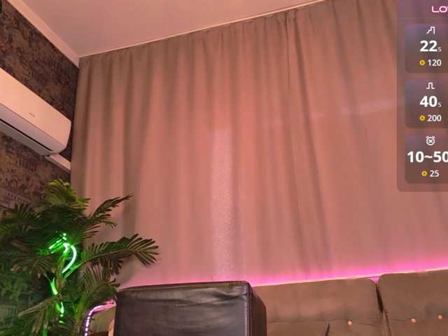mandyfoxxx live cam on BongaCams