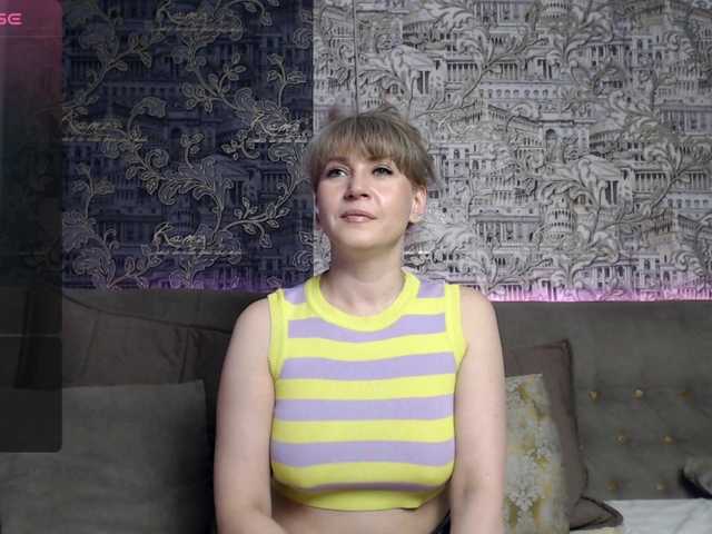 mandyfoxxx live cam on BongaCams