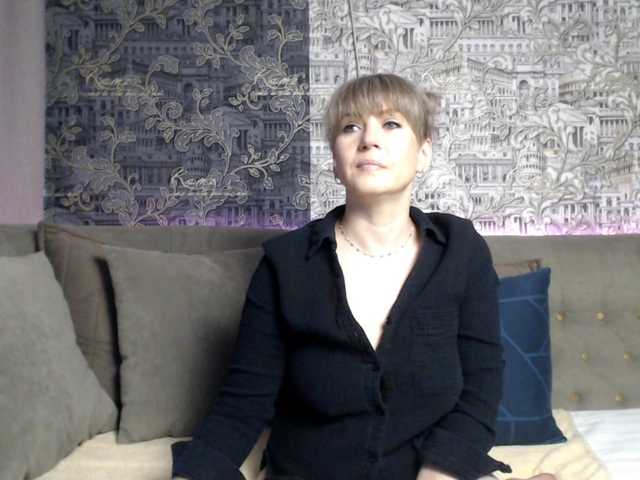 mandyfoxxx live cam on BongaCams