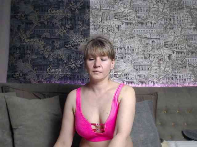 mandyfoxxx Live Webcam on BongaCams