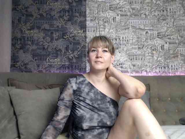mandyfoxxx Live Webcam on BongaCams