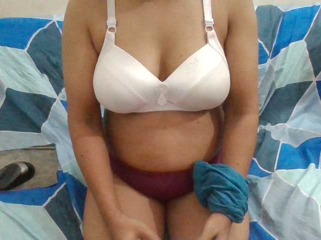 Anjali_dogra live cam preview