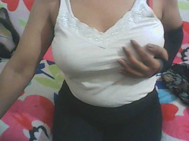 Citypie0311 live cam on BongaCams