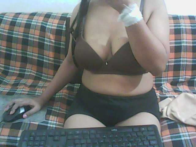 Citypie0311 live cam on BongaCams