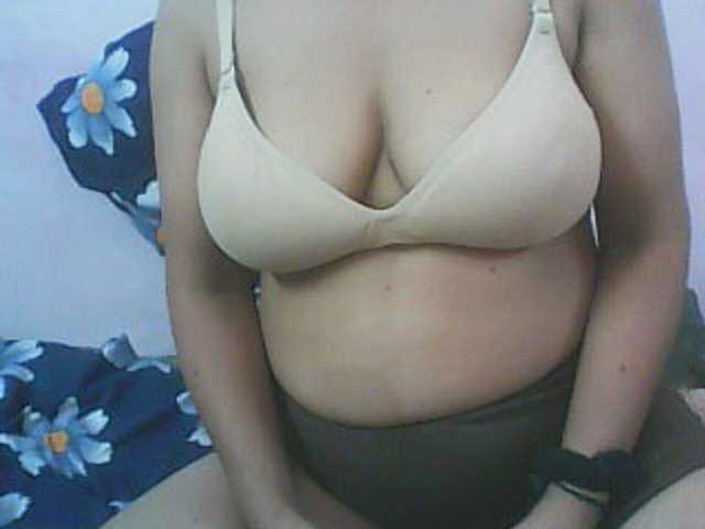 Citypie0311 live cam on BongaCams