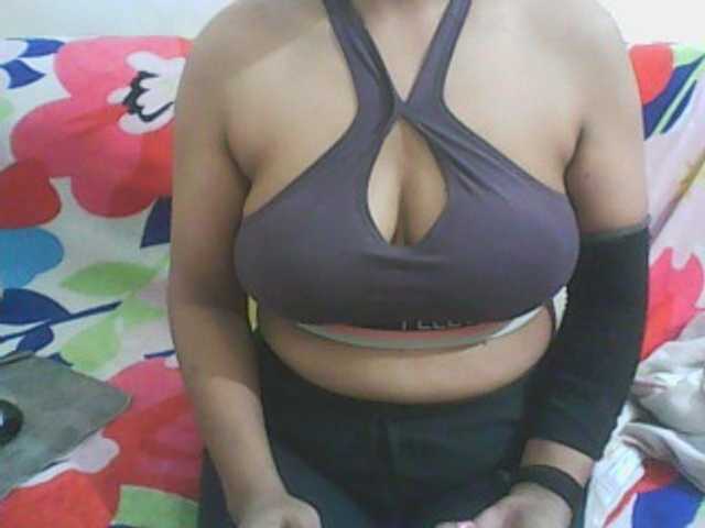 Citypie0311 live cam on BongaCams