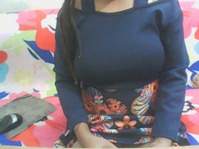 Anjali_dogra webcam