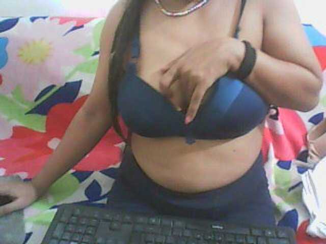 Citypie0311 live cam on BongaCams
