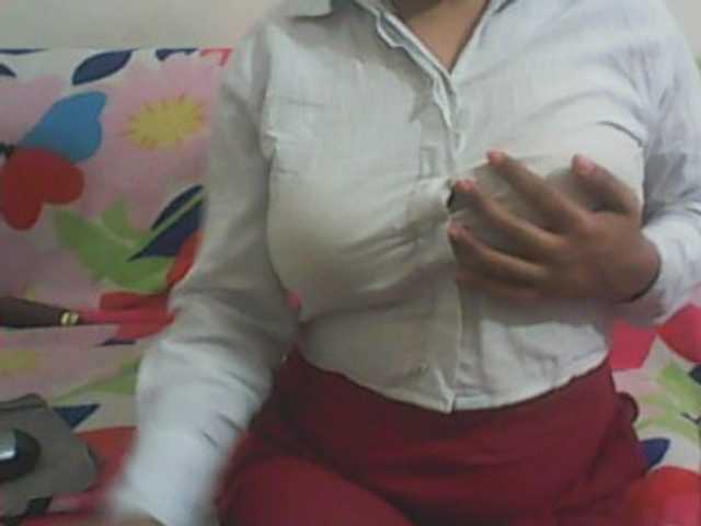 Citypie0311 live cam on BongaCams