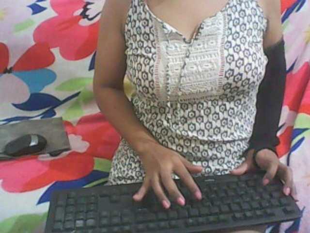 Anjali_dogra live cam preview